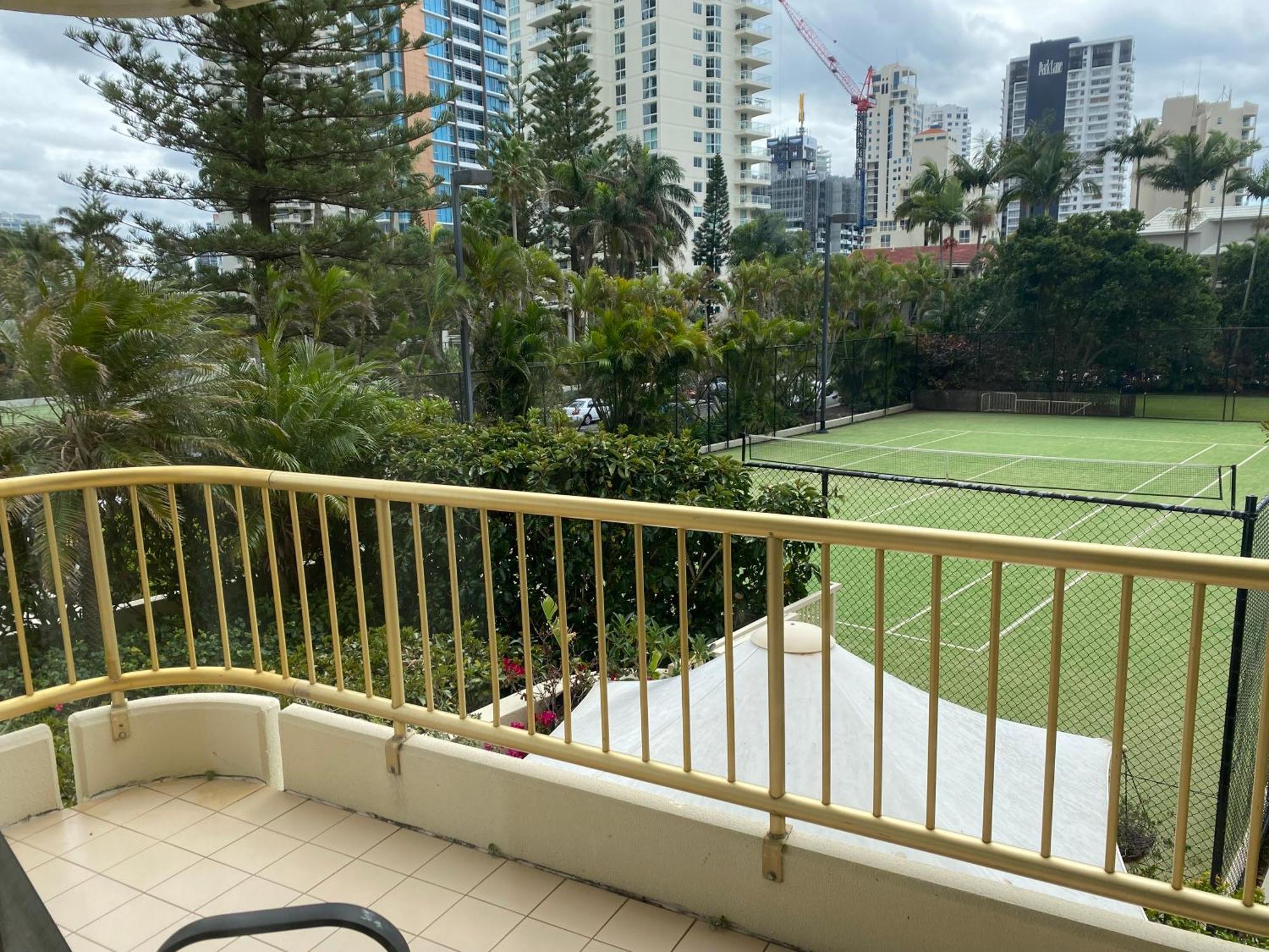 Contessa Holiday Apartments Gold Coast Exterior foto