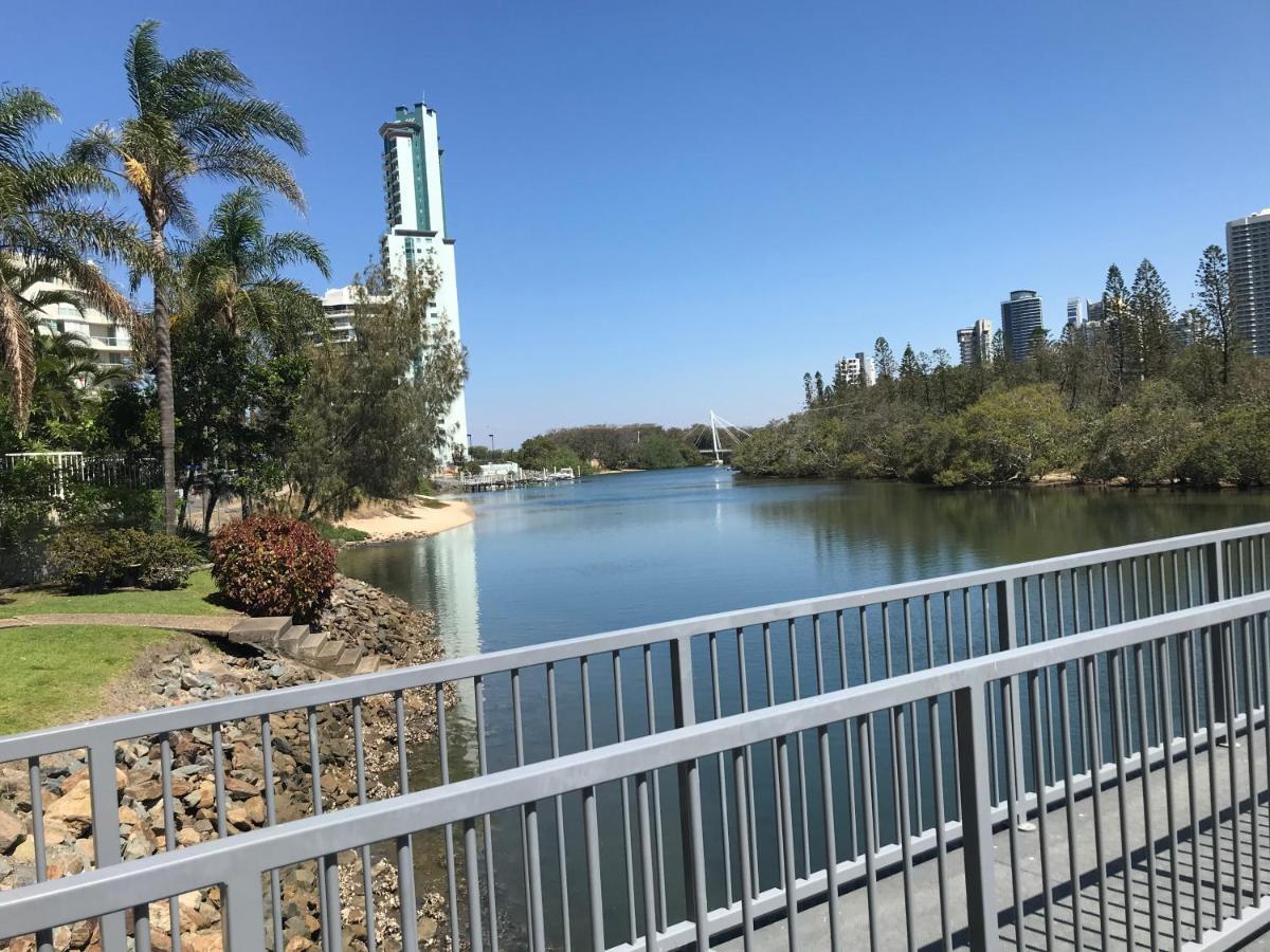 Contessa Holiday Apartments Gold Coast Exterior foto